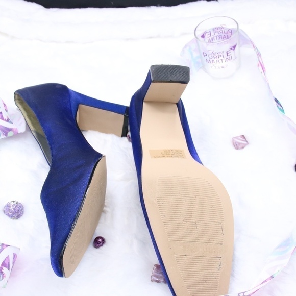 𝅺ROYAL Blue Satin Heels - Picture 4 of 8